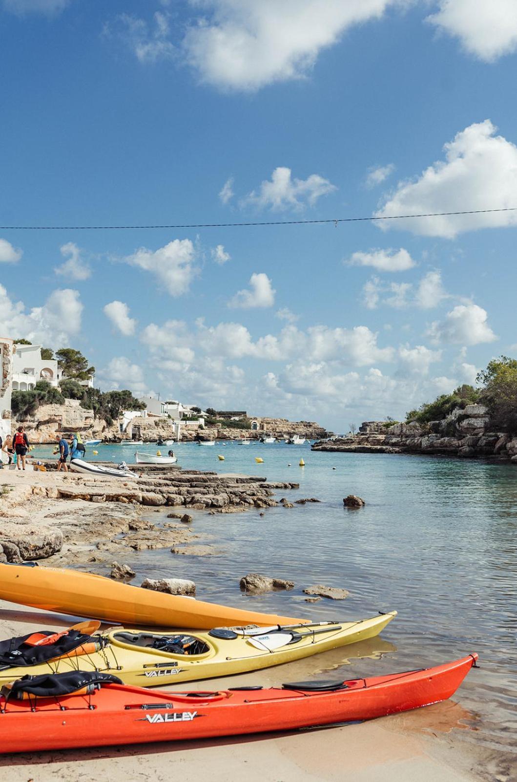 Hostal Xuroy Cala Alcaufar Bagian luar foto